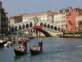 Ponte di Rialto a Venezia